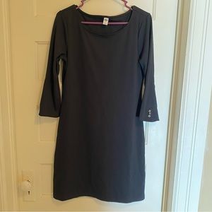 Old Navy. Black fitted dress. Size M.